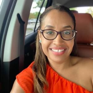 Meet your Posher, Crystal